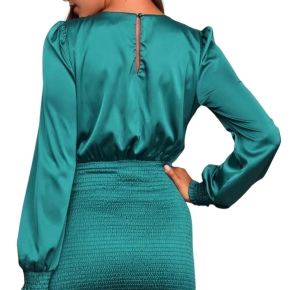 Lulus Jaw-Dropping Beauty Teal Blue Satin Smocked Bodycon Mini Dress Size L - Picture 2 of 9